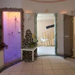 Garni Dias 4*