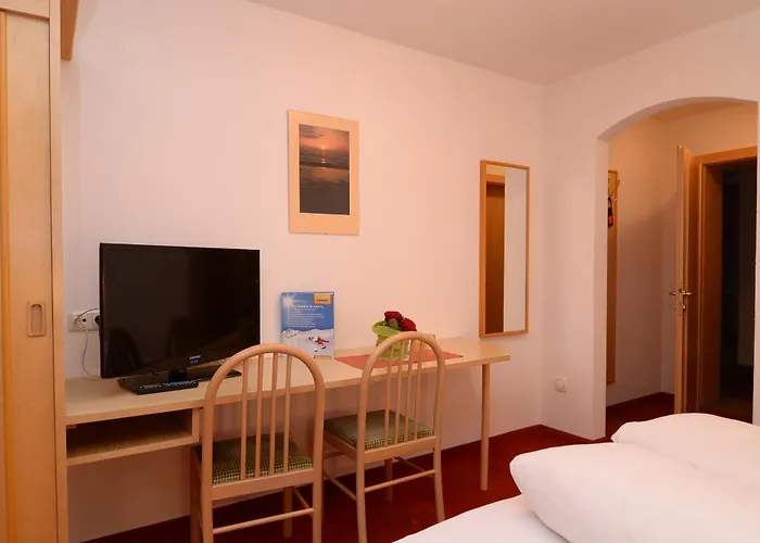 Nocleg ze śniadaniem Garni Dias 4*