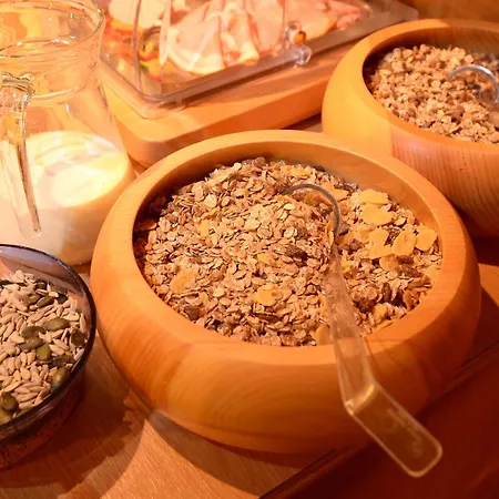 Garni Dias 住宿加早餐酒店 4*