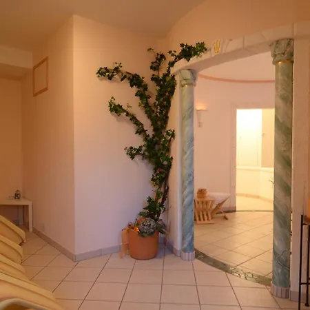 Garni Dias 4* 卡普尔