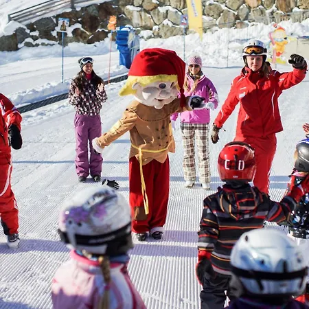 Garni Dias 住宿加早餐酒店