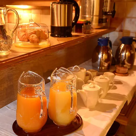 住宿加早餐酒店 Garni Dias 卡普尔